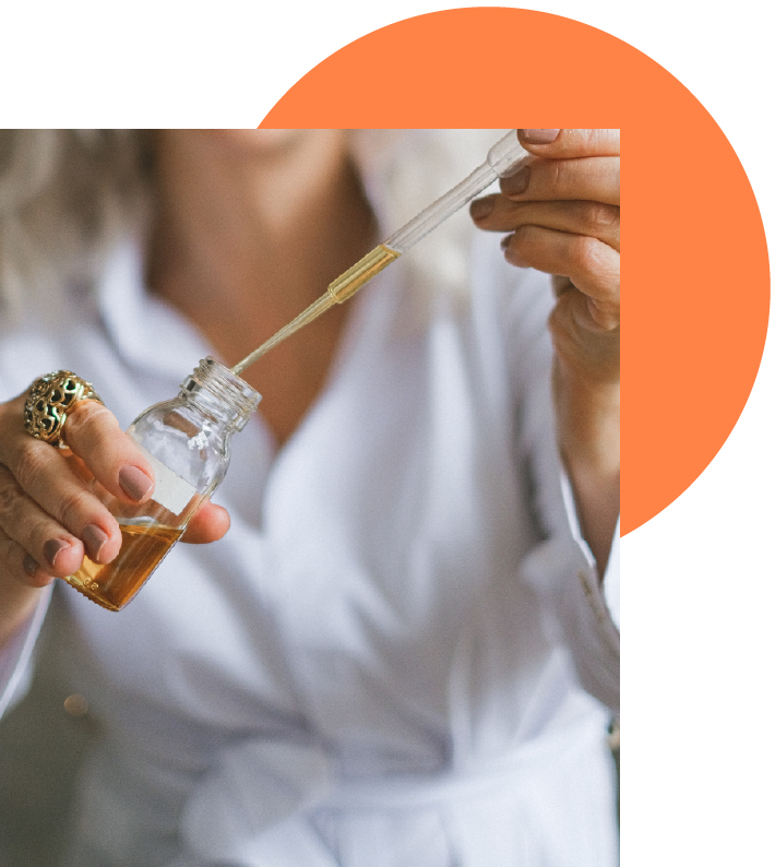 fiole d'huile avec pipette