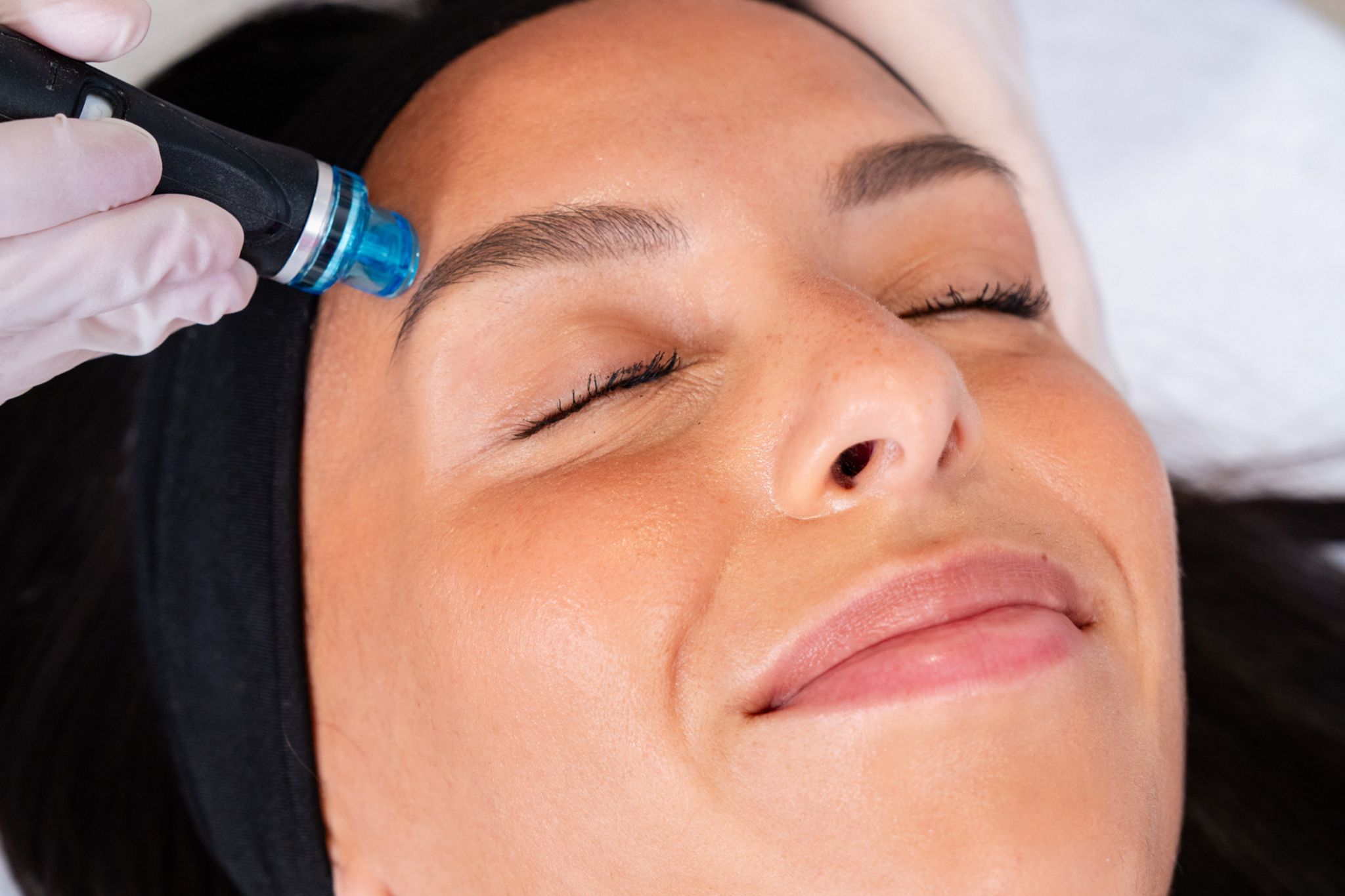 Déroulement d'une séance de soin Hydrafacaial chez aesthé Lille